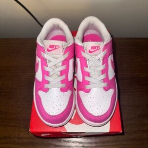 Nike Kids Sneakers in Pink and White